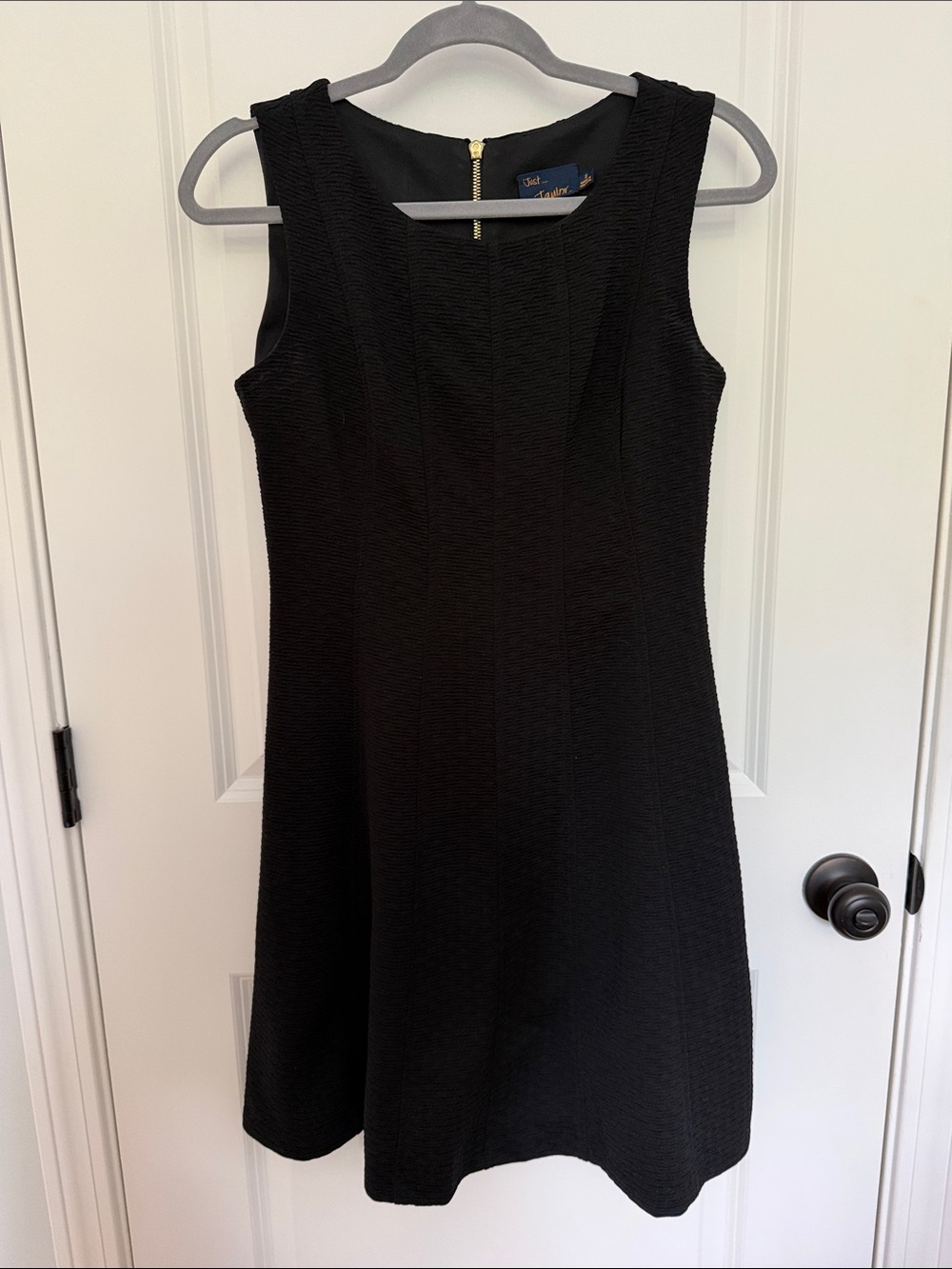 Just...Taylor Black Sleeveless Textured A-Line Mini Dress